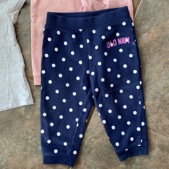 Old navy baby girl pants bundle - Picture 3 of 4